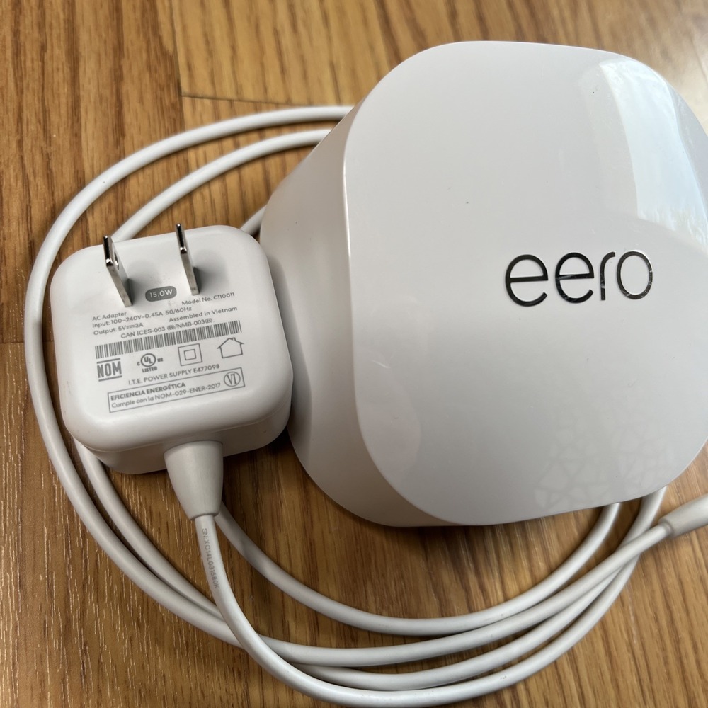 EERO R010001 6 Plus Dual Band Mesh Wi-fi System Router WHITE with Charger - Picture 2 of 7